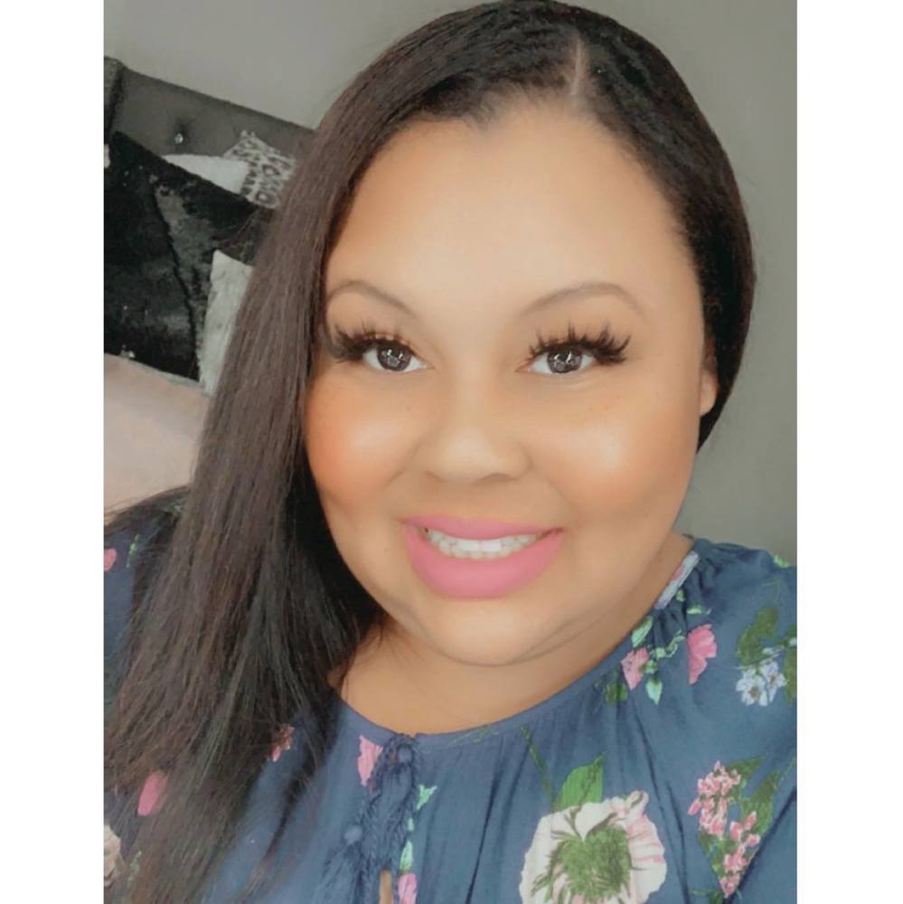 Meet your Posher, Clarissa